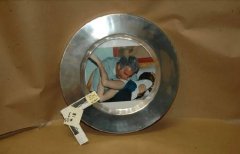 非裔美国女性是唯一被排