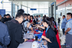 不仅因其超大的展览空间