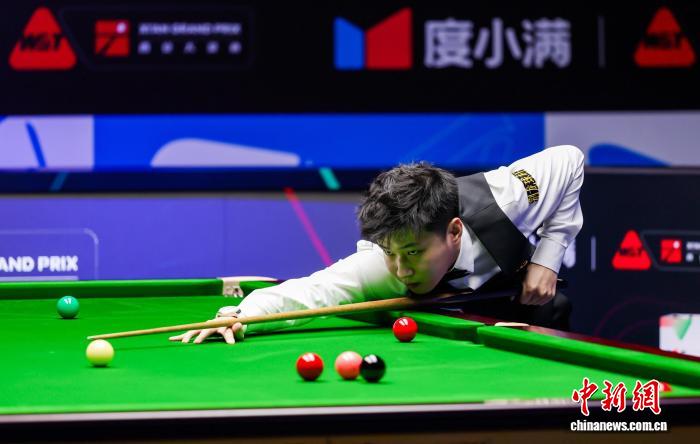 丁俊晖力克布朗晋级32强 赵心童爆冷出局引热议