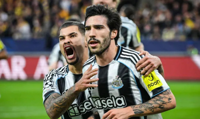 曼联争夺纽卡双星托纳利与吉马良斯引热议