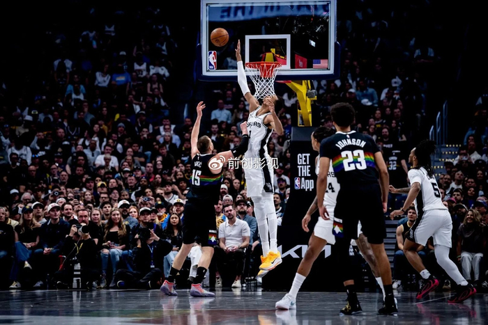 文班亚马34+18难阻约基奇40+10助0失误 马刺11