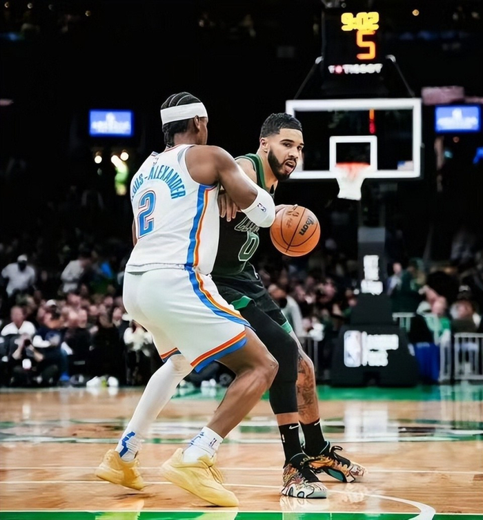 雷霆伤员状态低迷 马刺冲击西部榜首湖人稳居第