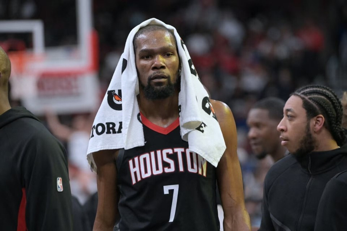 雷霆伤员状态低迷 马刺冲击西部榜首湖人稳居第