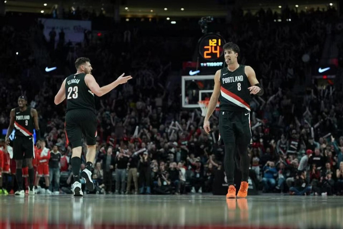 雷霆伤员状态低迷 马刺冲击西部榜首湖人稳居第